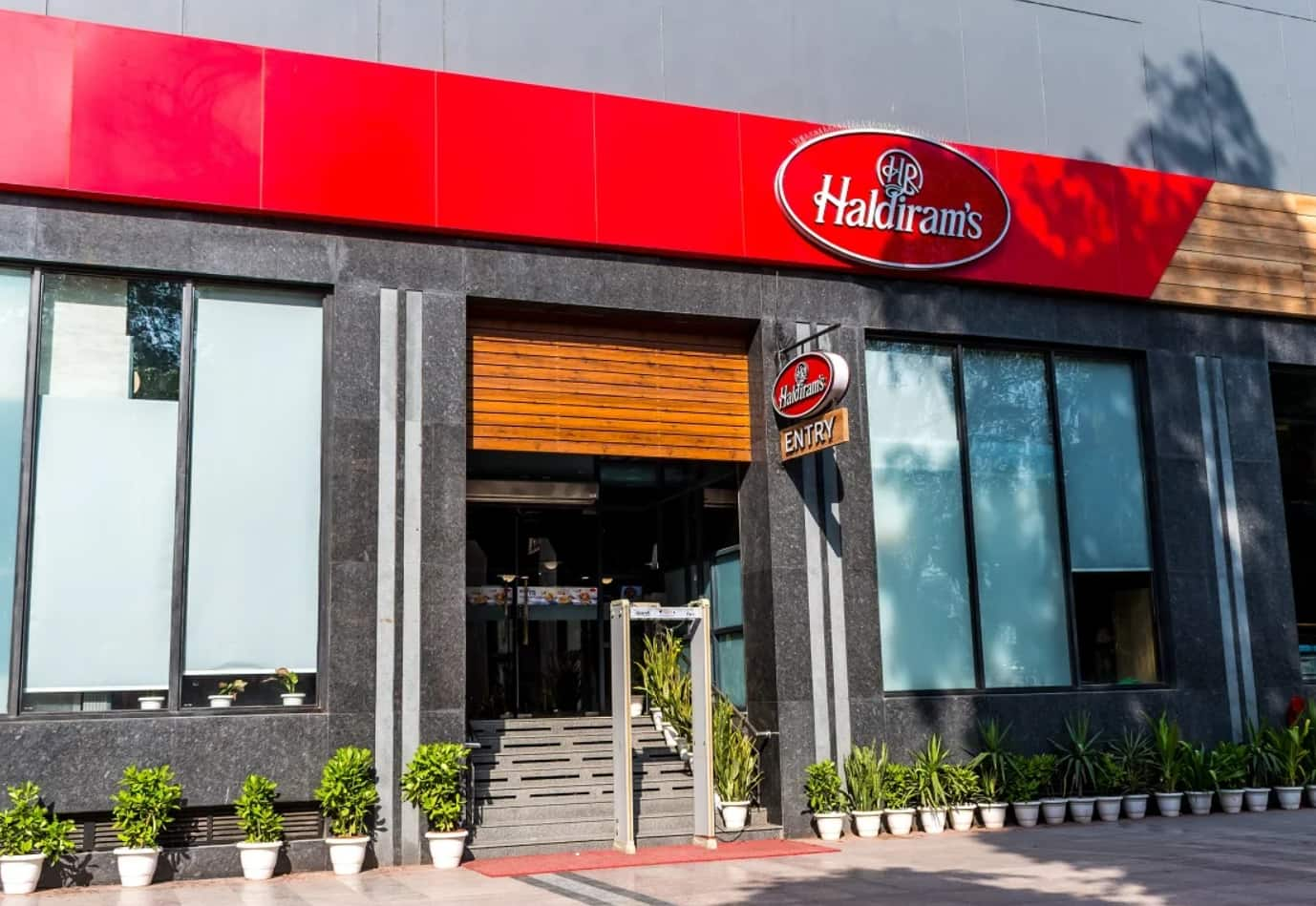 Haldiram Franchise Cost in India