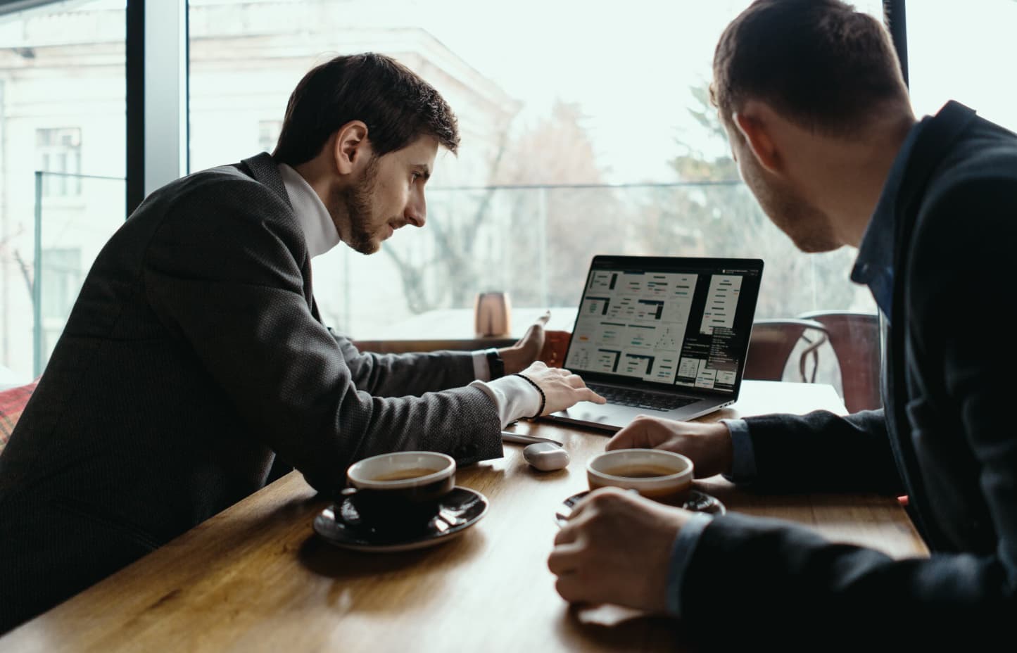 How to Hire a Digital Marketing Agency to Build a Law Firm Website